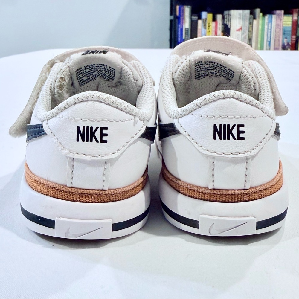 Nike Court Legacy Low Top Sneakers Boys 9 Girls White Black Tan Leather Velcro - Picture 4 of 8